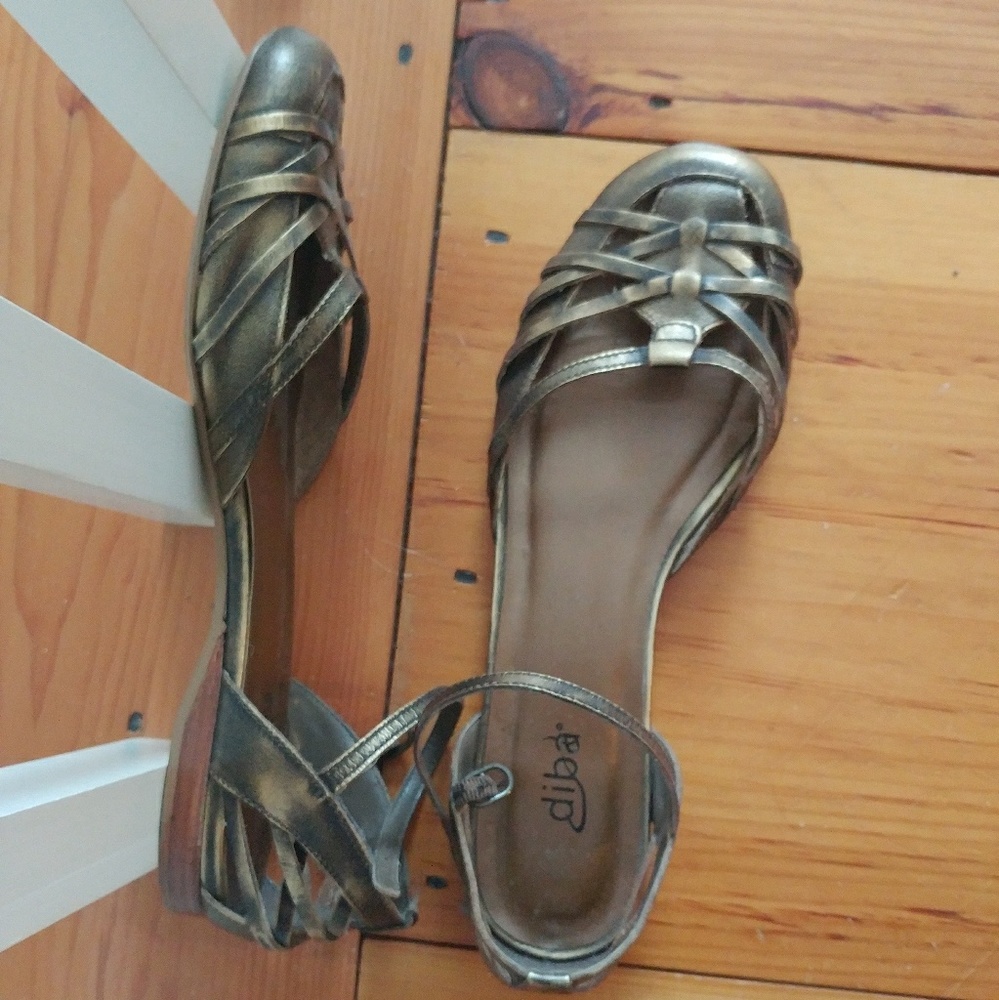 Gold metallic leather flats